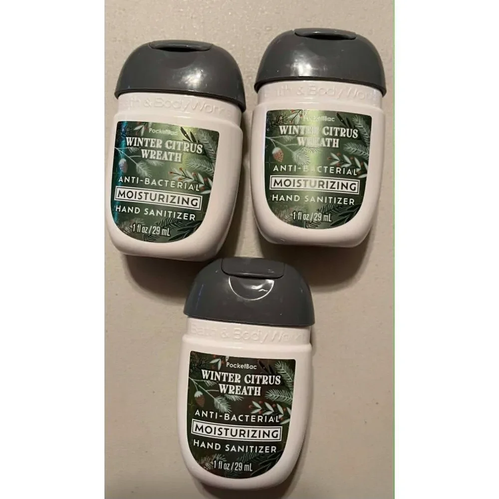 Bath & Body Works  Winter Citrus Wreath Moisturizing Anti-Bacterial Gel X3 New